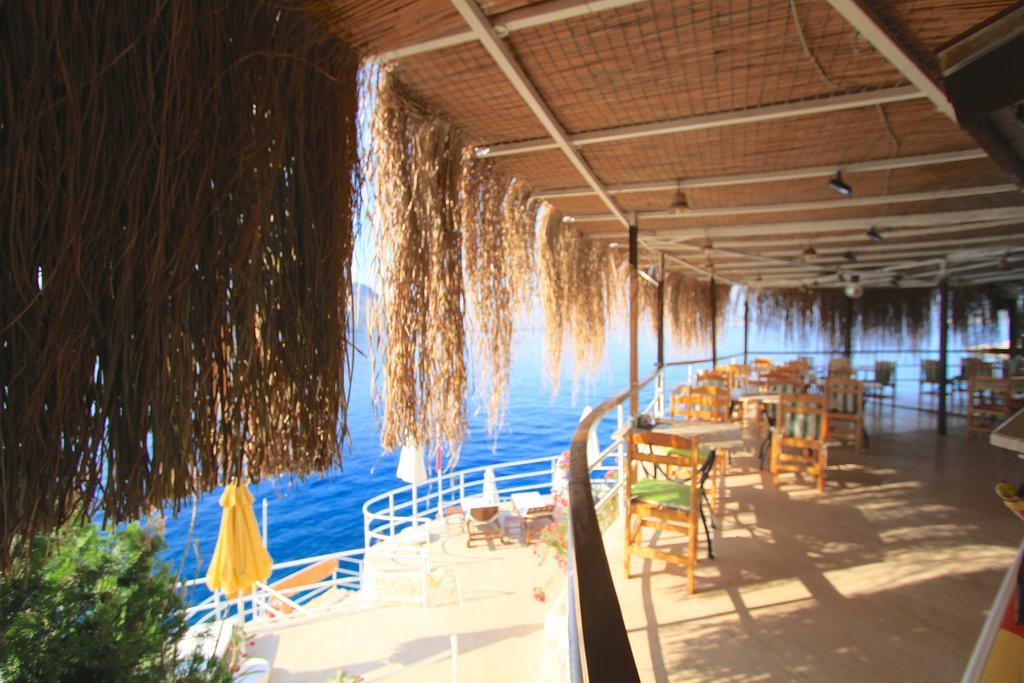 Caretta Hotel Калкан Екстериор снимка