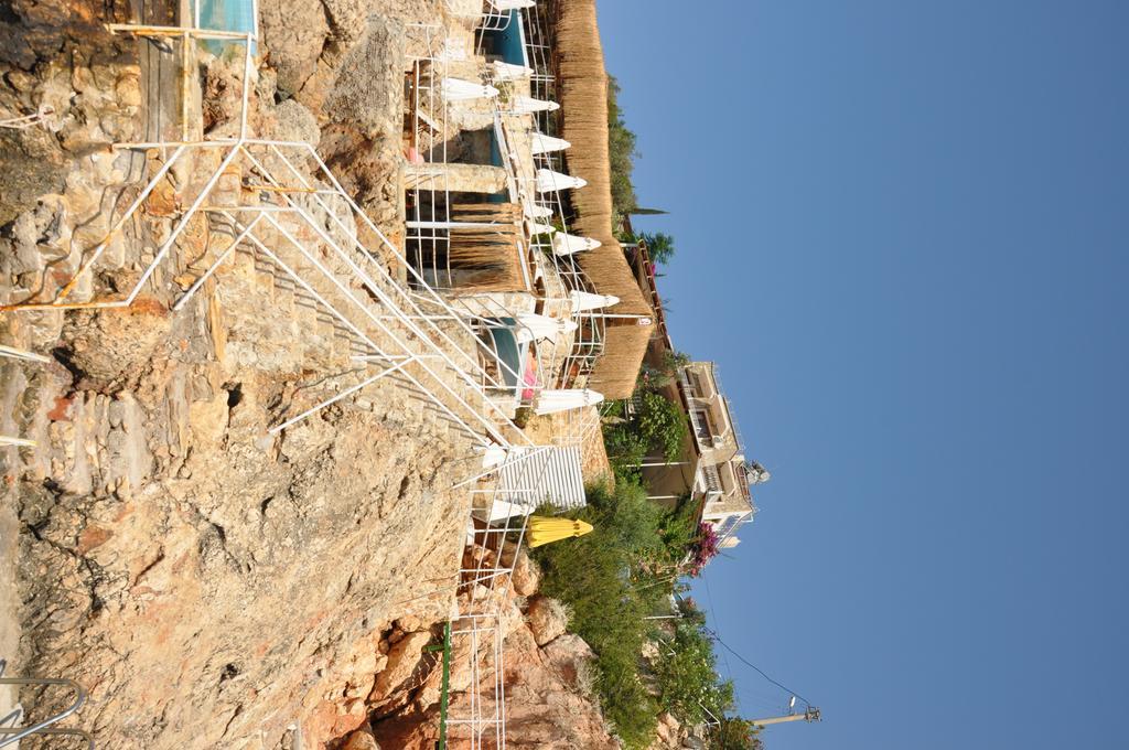 Caretta Hotel Калкан Екстериор снимка